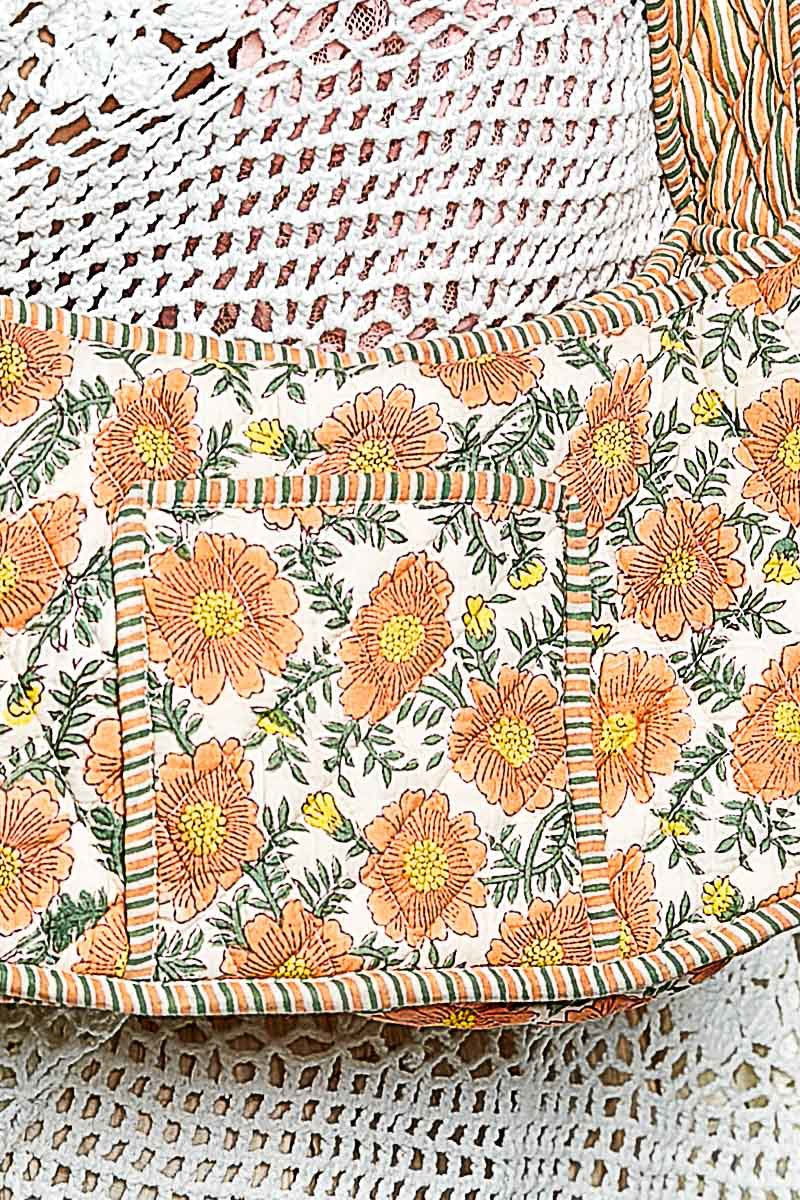 Runyon Quilted Shoulder Bag | Retro Floral Hobo Bag