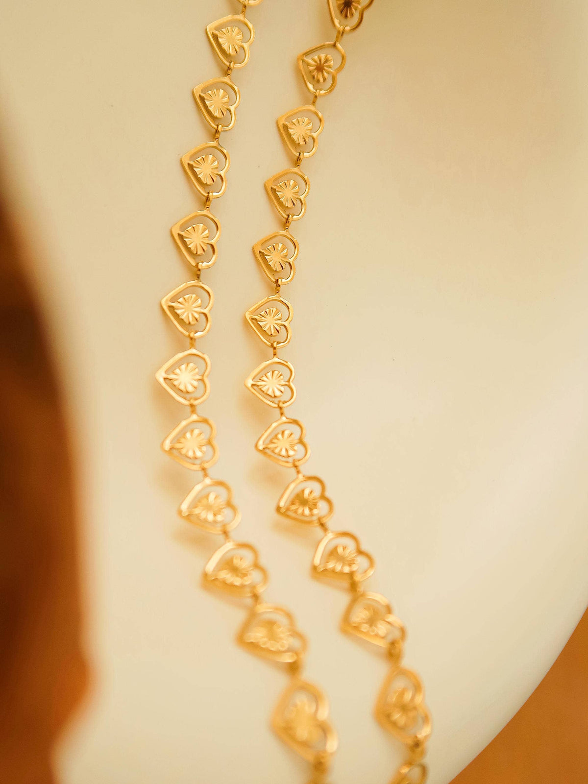 West Coast Love Choker | 18K Gold Plated Heart Necklace