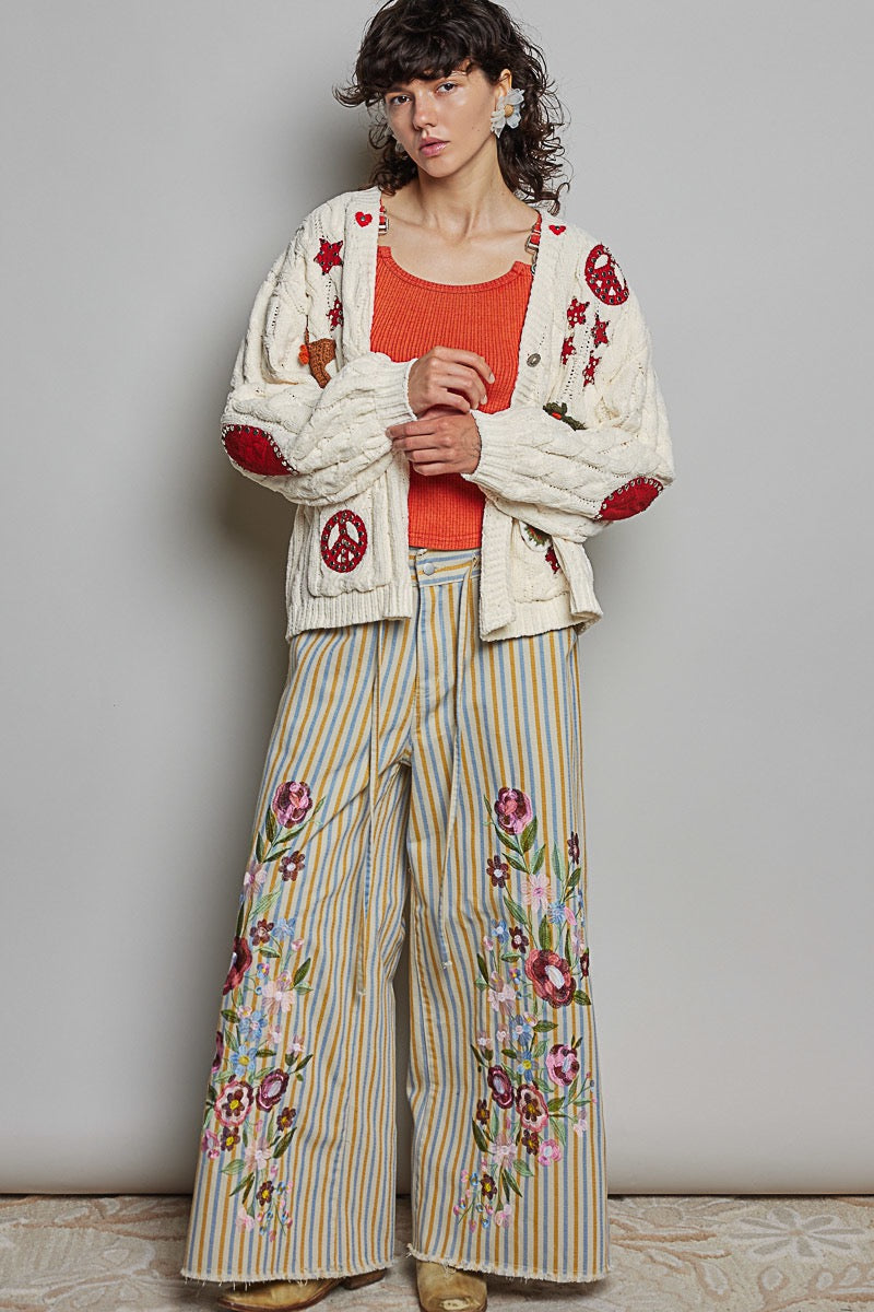 Wonderland Christmas Patch Chenille Cardigan | Cream